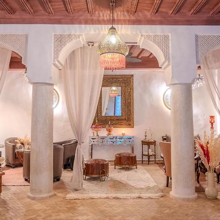 Le Singe Rose Bed and Breakfast Marrakesh Buitenkant foto